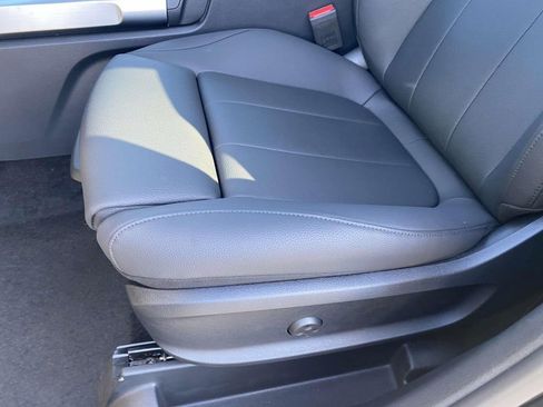 Used 2025 Mercedes-Benz GLB 250 image 19