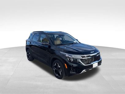 Used 2024 Kia Seltos EX