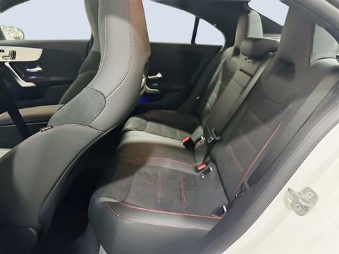 Used 2025 Mercedes-Benz CLA 250 4MATIC image 8
