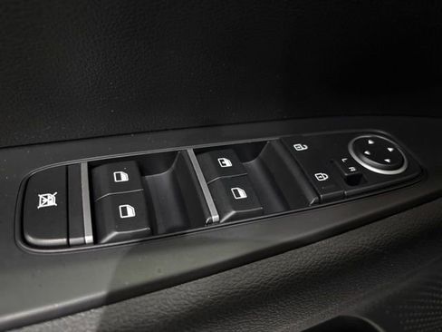 Used 2024 Kia Forte LX image 13