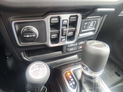 New 2026 Jeep Gladiator Sport AWD/4WD image 8