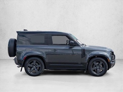 Used 2024 Land Rover Defender 90 V8 AWD/4WD image 4