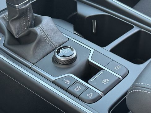 New 2026 Kia Sorento LX FWD image 29