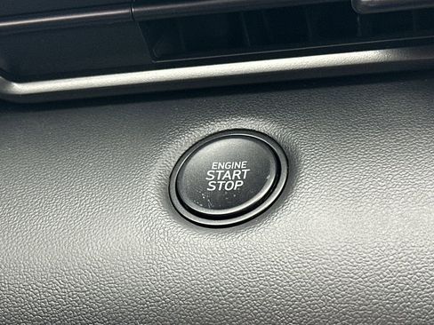 New 2025 Hyundai Elantra Sport image 30