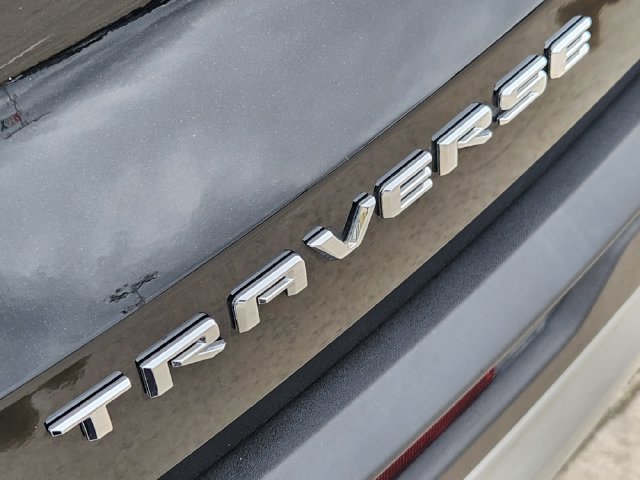 Used 2026 Chevrolet Traverse LT w/ Driver Confidence Package FWD image 13