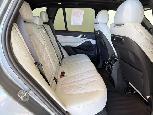 Certified 2024 BMW X5 xDrive40i w/ Parking Assistance Package image 30