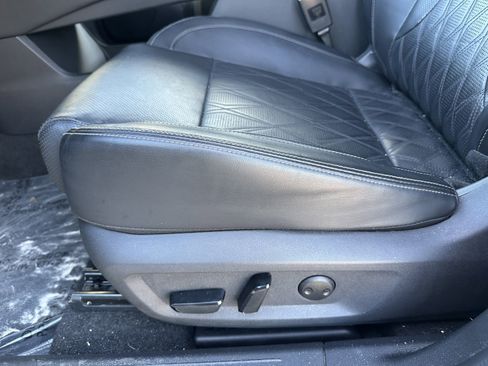 Certified 2023 Nissan Rogue Platinum w/ Platinum Premium Package image 18