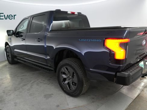 Used 2025 Ford F150 Lightning Flash AWD/4WD image 3