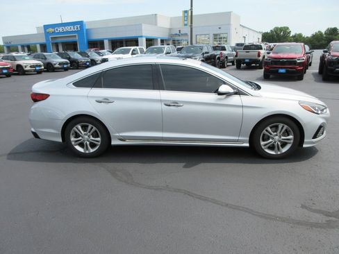Used 2018 Hyundai Sonata Sport FWD image 6