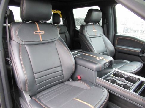 Used 2024 Ford F350 Platinum w/ Tremor Off-Road Package image 8