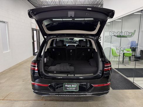 Used 2025 Genesis GV80 3.5T Prestige image 20