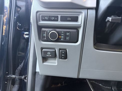 Certified 2022 Ford F150 Lightning XLT image 35