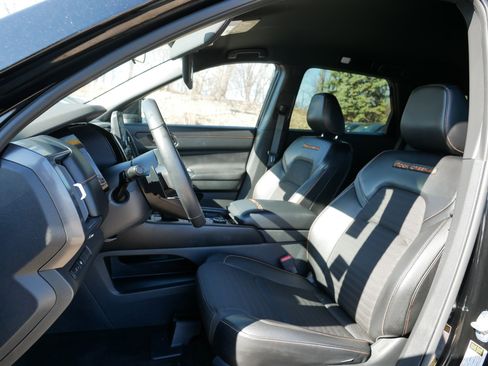 Certified 2024 Nissan Pathfinder Rock Creek image 35