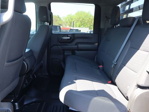 Used 2023 Chevrolet Silverado 3500 LT AWD/4WD image 18