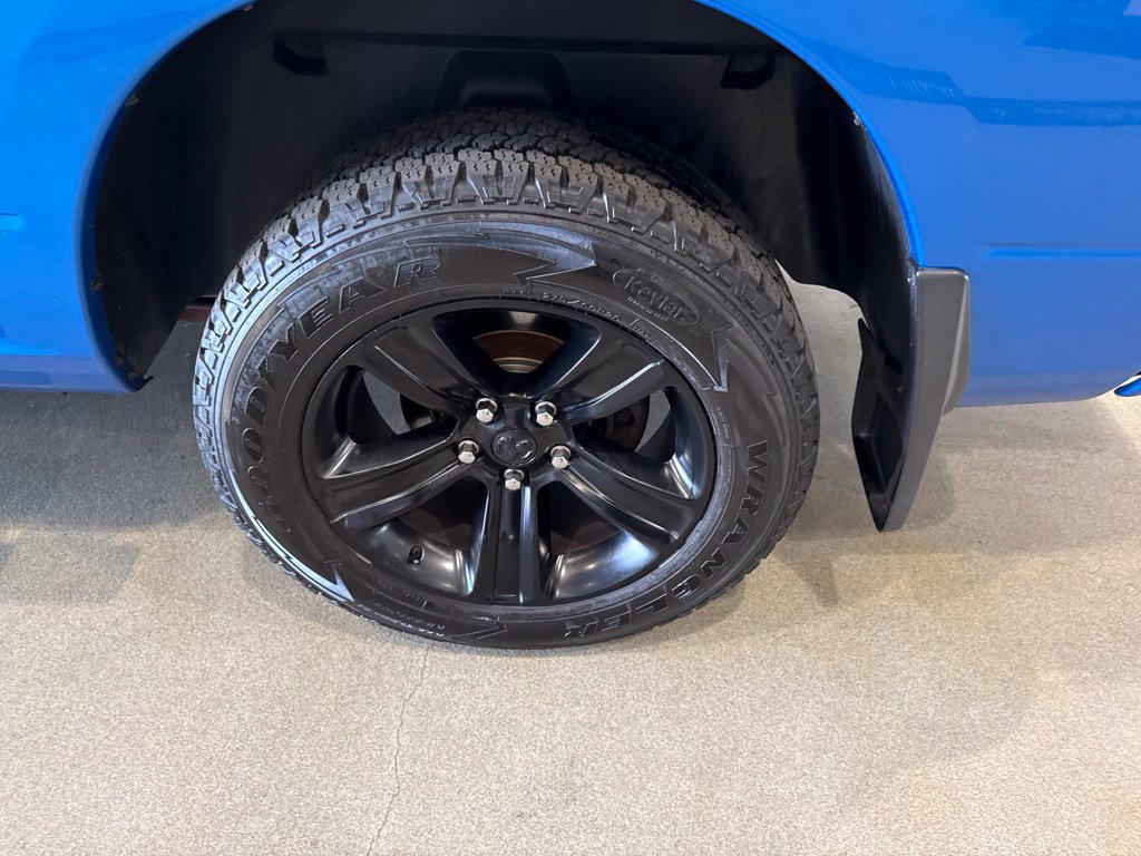 Used 2018 RAM 1500 Sport w/ Hydro Blue Sport Package AWD/4WD image 10