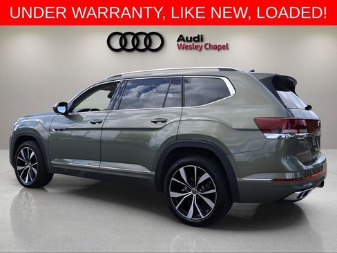 Used 2025 Volkswagen Atlas SEL Premium R-Line image 3