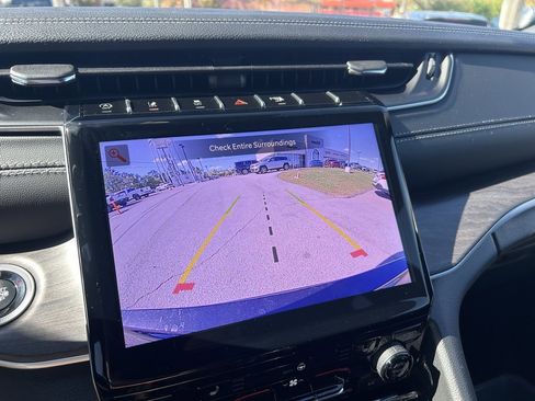 New 2025 Jeep Grand Cherokee L Limited image 22