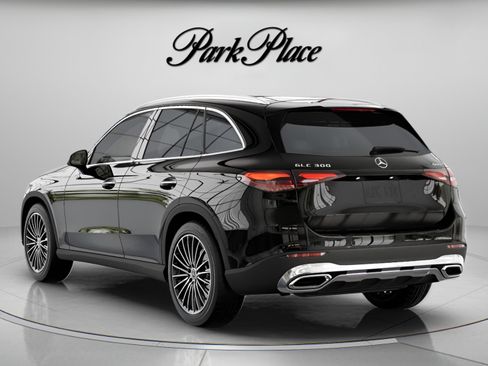 Used 2026 Mercedes-Benz GLC 300 4MATIC image 14