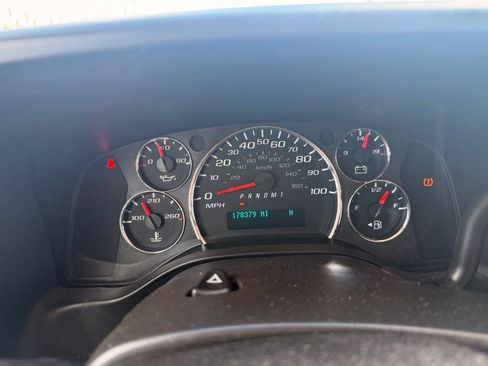 Used 2017 GMC Savana 3500 LS RWD image 38