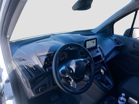 Used 2023 Ford Transit Connect XL image 9