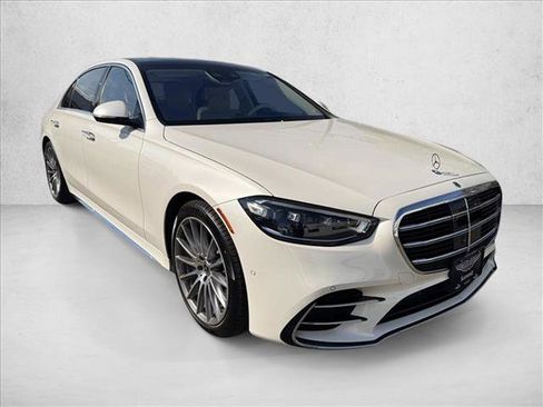 Used 2023 Mercedes-Benz S 500 4MATIC image 3