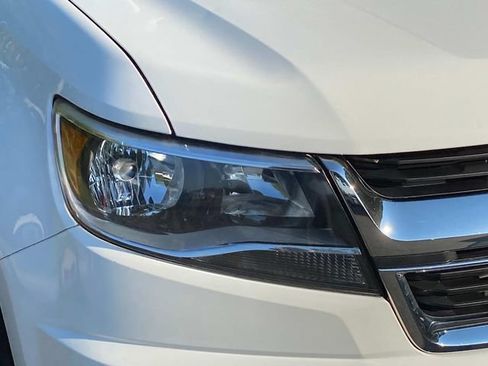 Used 2020 Chevrolet Colorado W/T w/ WT Convenience Package RWD image 3