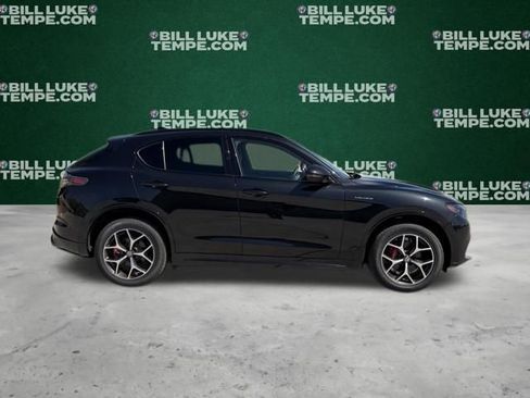 Used 2024 Alfa Romeo Stelvio Veloce image 4