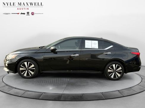 Used 2019 Nissan Altima 2.5 SV image 13