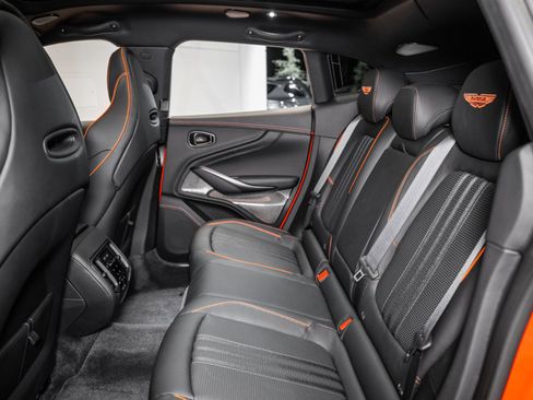 Used 2025 Aston Martin DBX 707 image 14