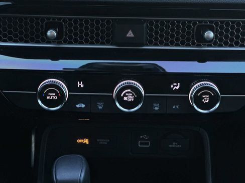 Used 2024 Honda Civic Sport image 16