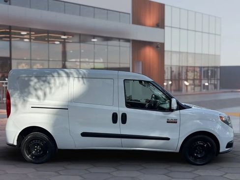Used 2019 RAM ProMaster City Tradesman SLT image 7