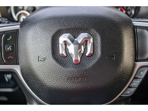 Used 2023 RAM 1500 Big Horn AWD/4WD image 38