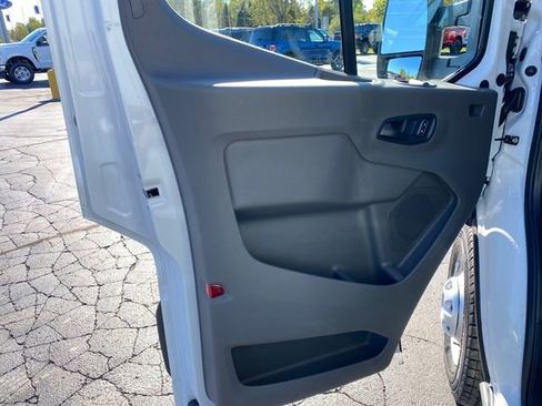 New 2025 Ford Transit 250 148 Medium Roof Extended AWD image 12
