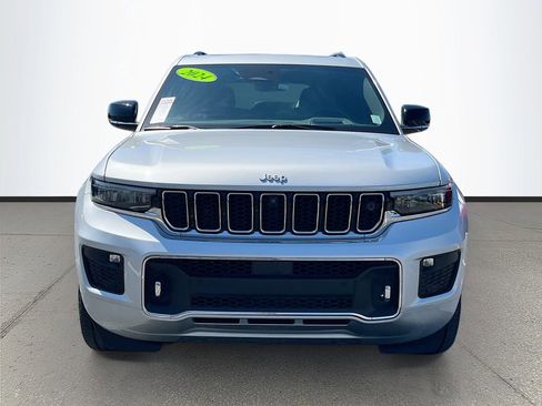 Certified 2025 Jeep Grand Cherokee Overland w/ Adv Protech Group III AWD/4WD image 2