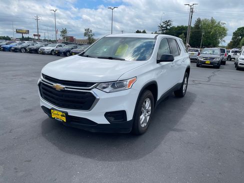 Used 2020 Chevrolet Traverse LS AWD/4WD image 4