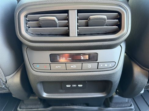 New 2025 Honda Pilot Touring image 20