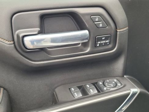 Used 2021 GMC Sierra 1500 AT4 w/ AT4 Value Package AWD/4WD image 25