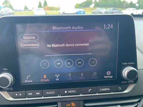 Used 2023 Nissan Altima 2.5 SV FWD image 21