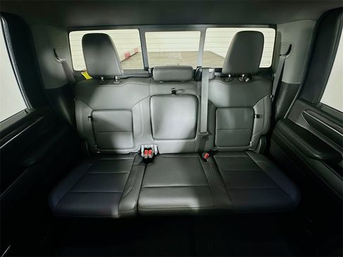 Used 2024 Chevrolet Silverado 3500 LTZ image 13