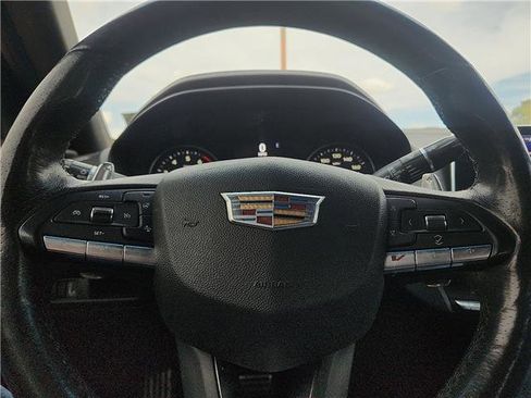 Used 2020 Cadillac CT4 V w/ Technology Package RWD image 19