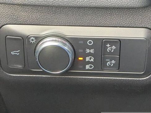 Used 2022 Ford Escape SE w/ Convenience Package image 29