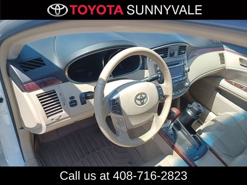 Used 2011 Toyota Avalon FWD image 5
