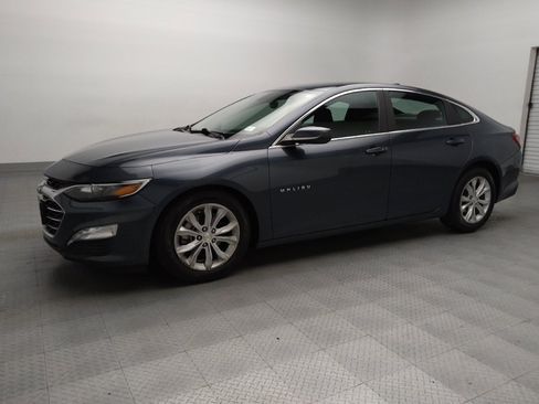 Used 2020 Chevrolet Malibu LT FWD image 2