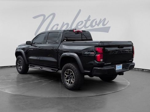 Used 2024 Chevrolet Colorado ZR2 w/ ZR2 Convenience Package III AWD/4WD image 6