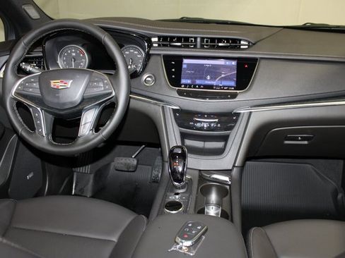 Certified 2025 Cadillac XT5 Premium Luxury w/ Technology Package image 15