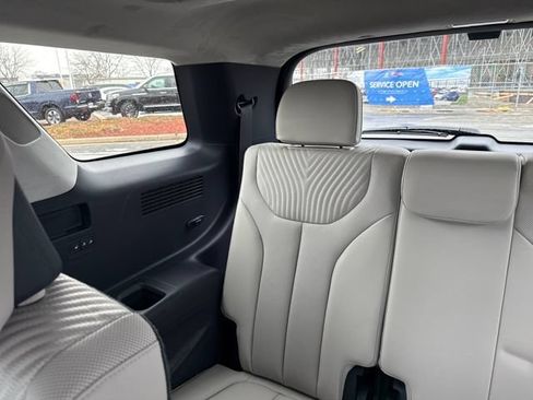 Used 2025 Hyundai Palisade Calligraphy AWD/4WD image 23