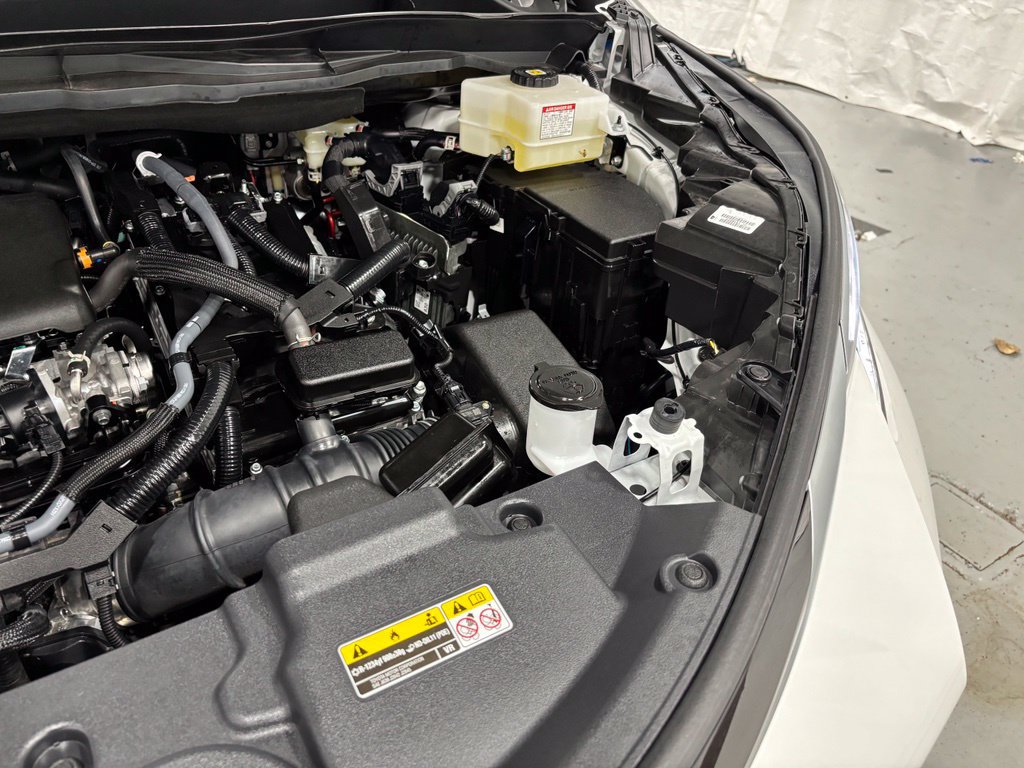 Used 2026 Toyota Sienna Limited FWD image 74