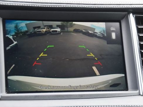 Used 2021 INFINITI QX50 Luxe w/ Appearance Package AWD/4WD image 3