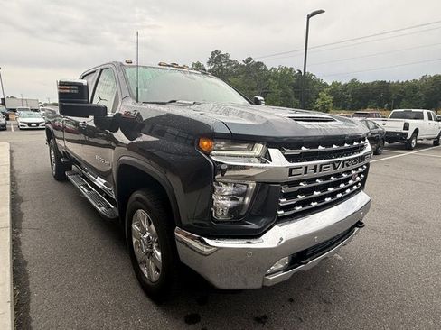 Used 2020 Chevrolet Silverado 3500 LTZ w/ LTZ Plus Package AWD/4WD image 8