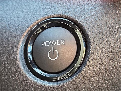 Used 2026 Toyota Camry SE w/ Multimedia Upgrade Package image 24